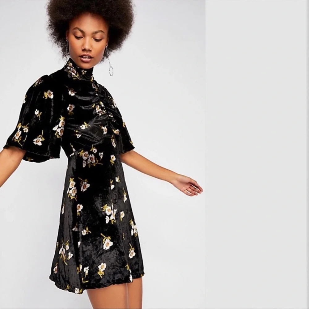 Free People Black Velvet Floral Mini Dress Size 0 - Picture 4 of 14